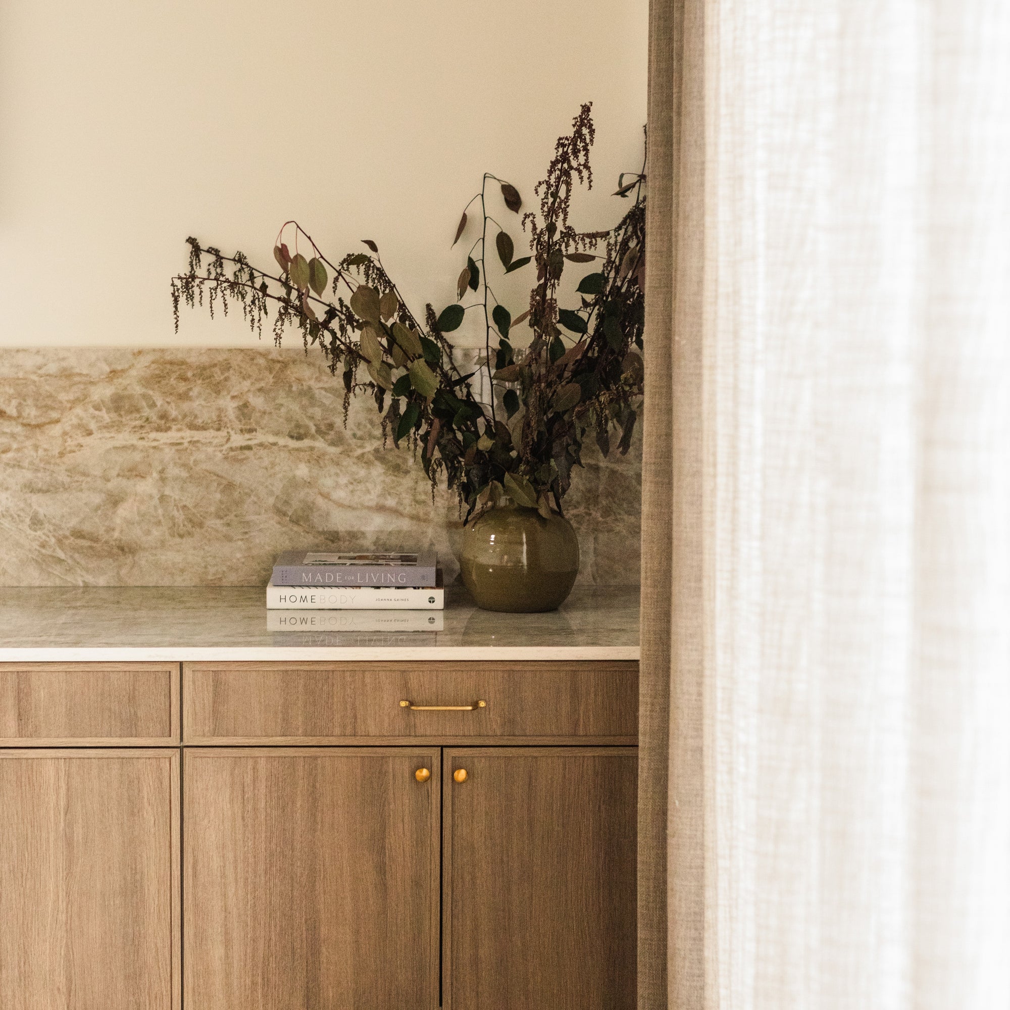 shaker twig finish lifestyle image